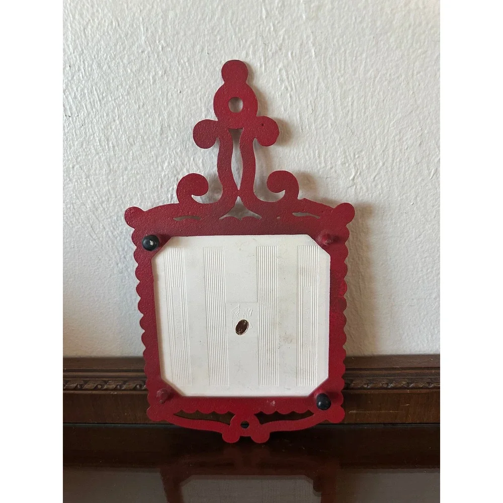 Enesco Santa Claus Winking Ceramic‎ Tile Cast Iron Trivet Red Christmas Japan